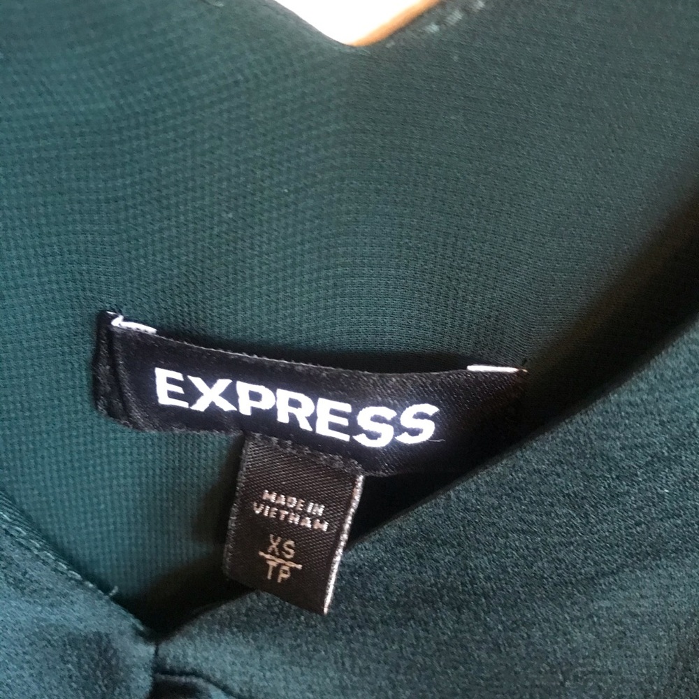 Express double v-neck green silky cami tank - Picture 2 of 4